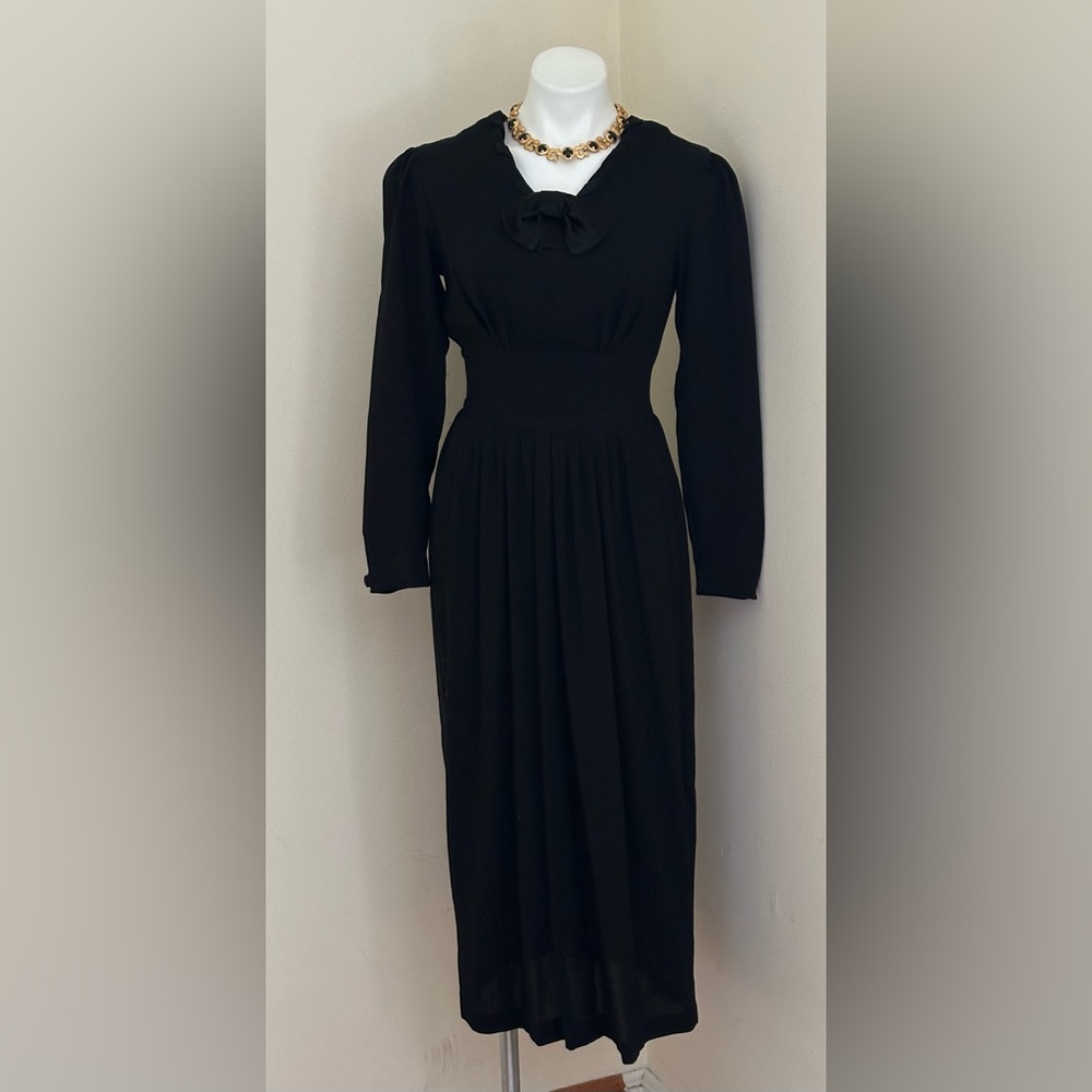 LAURA ASHLEY Black Vintage 1990’S Long Sleeve Black Bow  Wool Dress Pleated Sz 8
